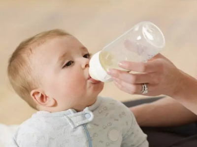 配方奶到底要喝到幾歲？寶寶不愛喝奶怎么辦？