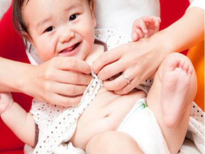 這才是寶寶手涼的真正原因，不要再給寶寶瞎穿衣服了！